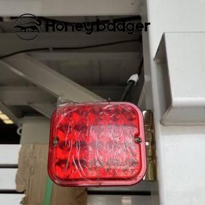 Rear Width Indicator Light