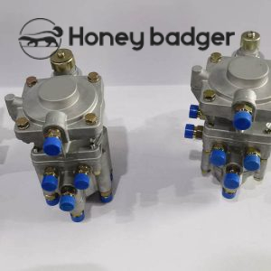 Three-Axle Syncro Brake Valve